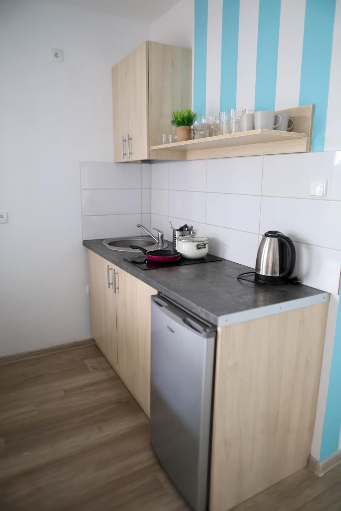 Apartamenty Poddabek- Basen Kryty, Sauna, Animacje Dla Dzieci , Malpi Gaj, Baseny Na Dachu Поддомбе Экстерьер фото